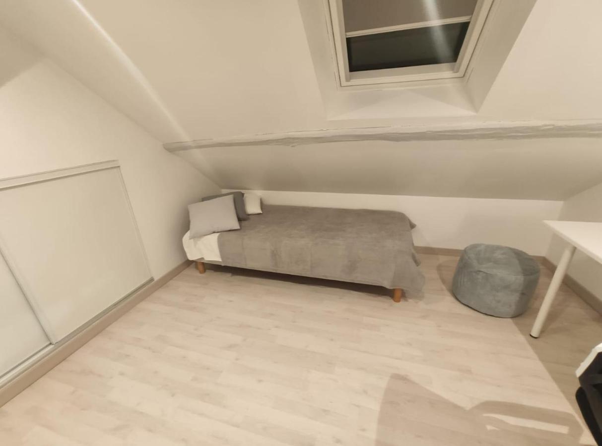 Superbe Duplex En Plein Coeur De Crepy-En-Valois Apartment Exterior photo