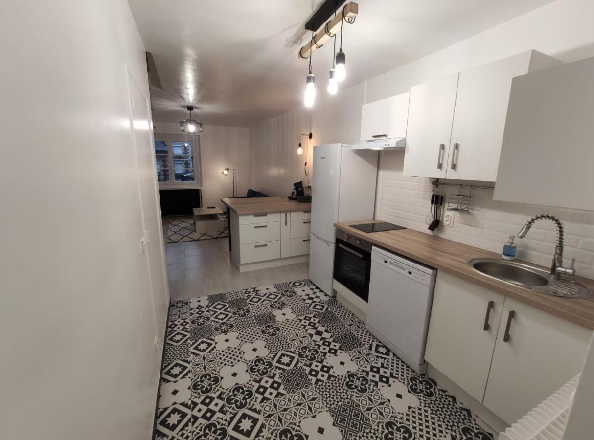 Superbe Duplex En Plein Coeur De Crepy-En-Valois Apartment Exterior photo